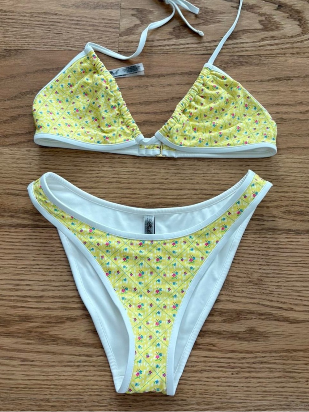 Frankie’s bikinis set